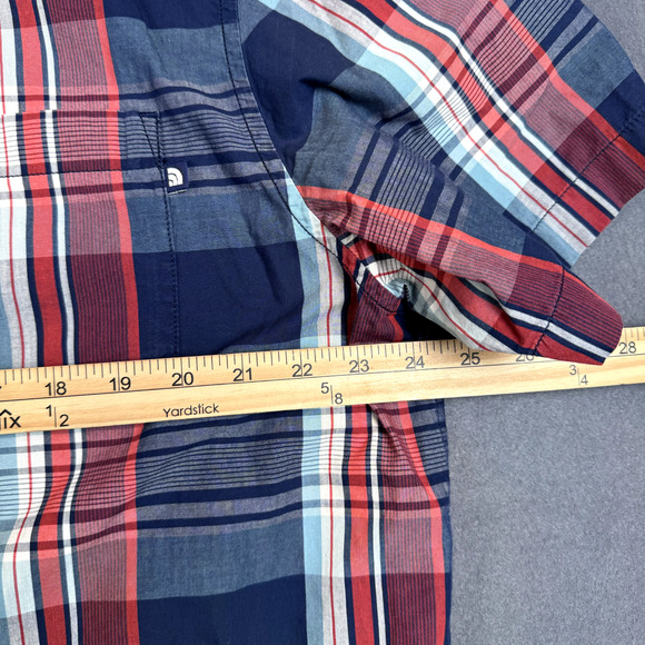 The North Face Shirt Mens XL Red Blue Plaid Lightweight Button Up Short Sleeve - Picture 5 of 8